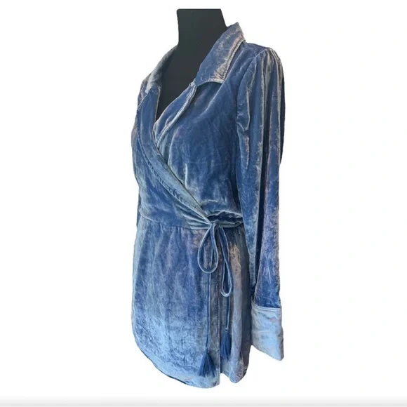 Free People Viola sky blue crushed velvet romper - Picture 5 of 16